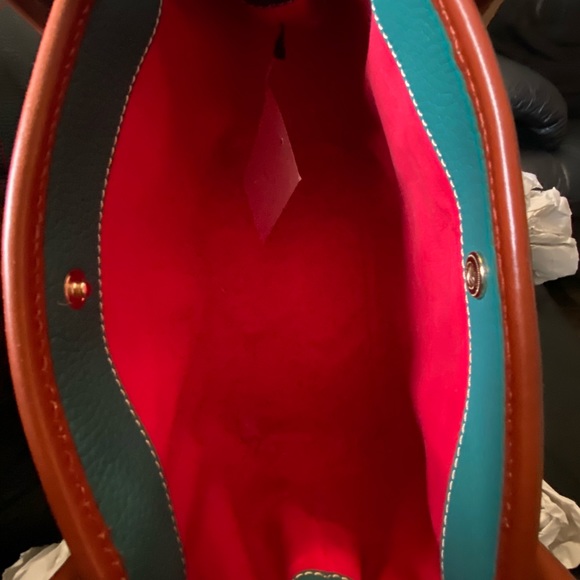 Dooney & Bourke - Picture 5 of 5